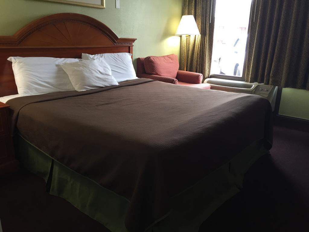 Americas Best Value Inn-Nashville/Airport South מראה חיצוני תמונה