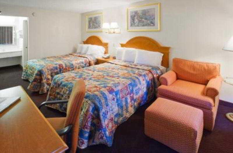 Americas Best Value Inn-Nashville/Airport South מראה חיצוני תמונה