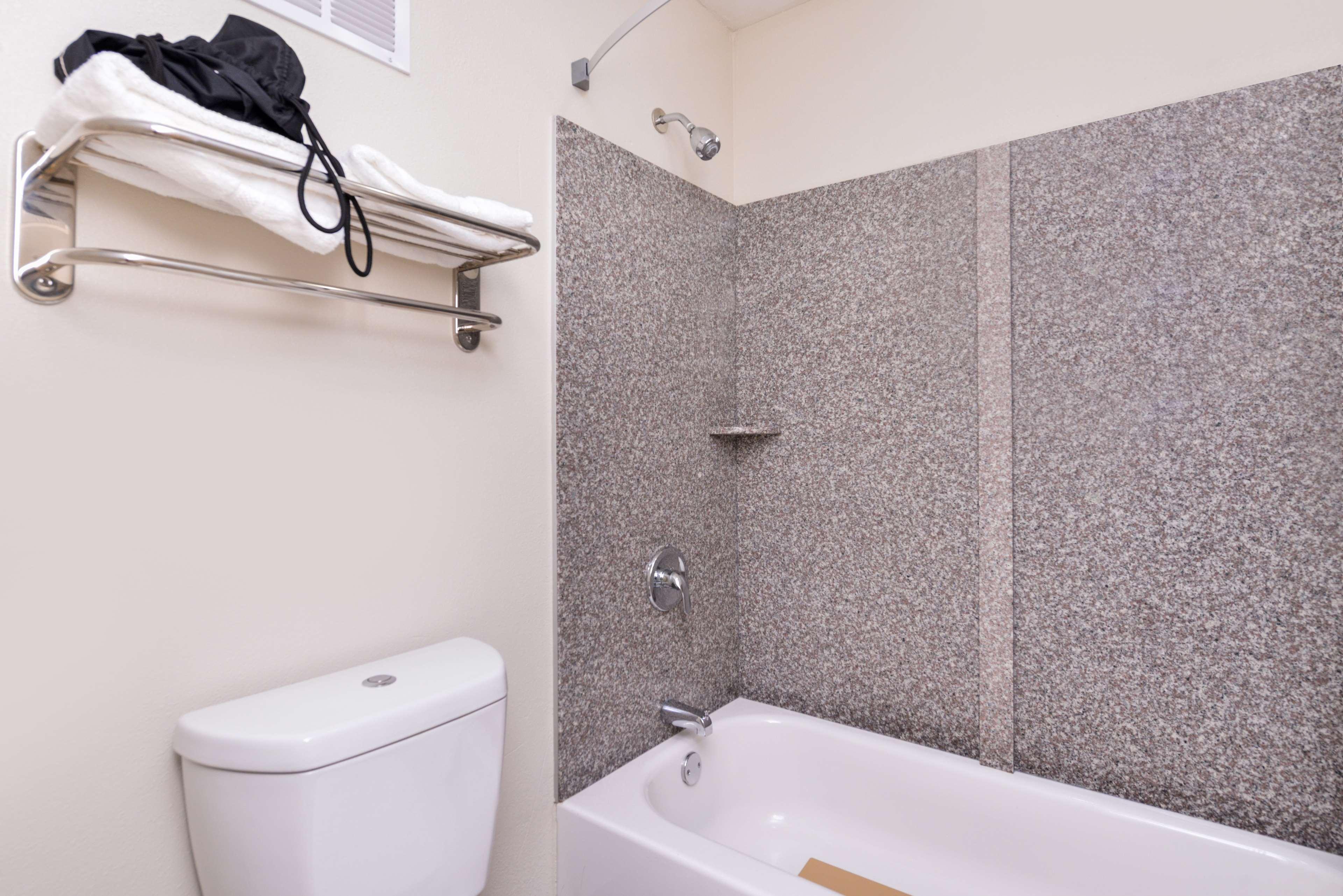 Americas Best Value Inn-Nashville/Airport South מראה חיצוני תמונה